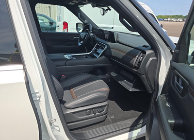 2025 Nissan Armada SL