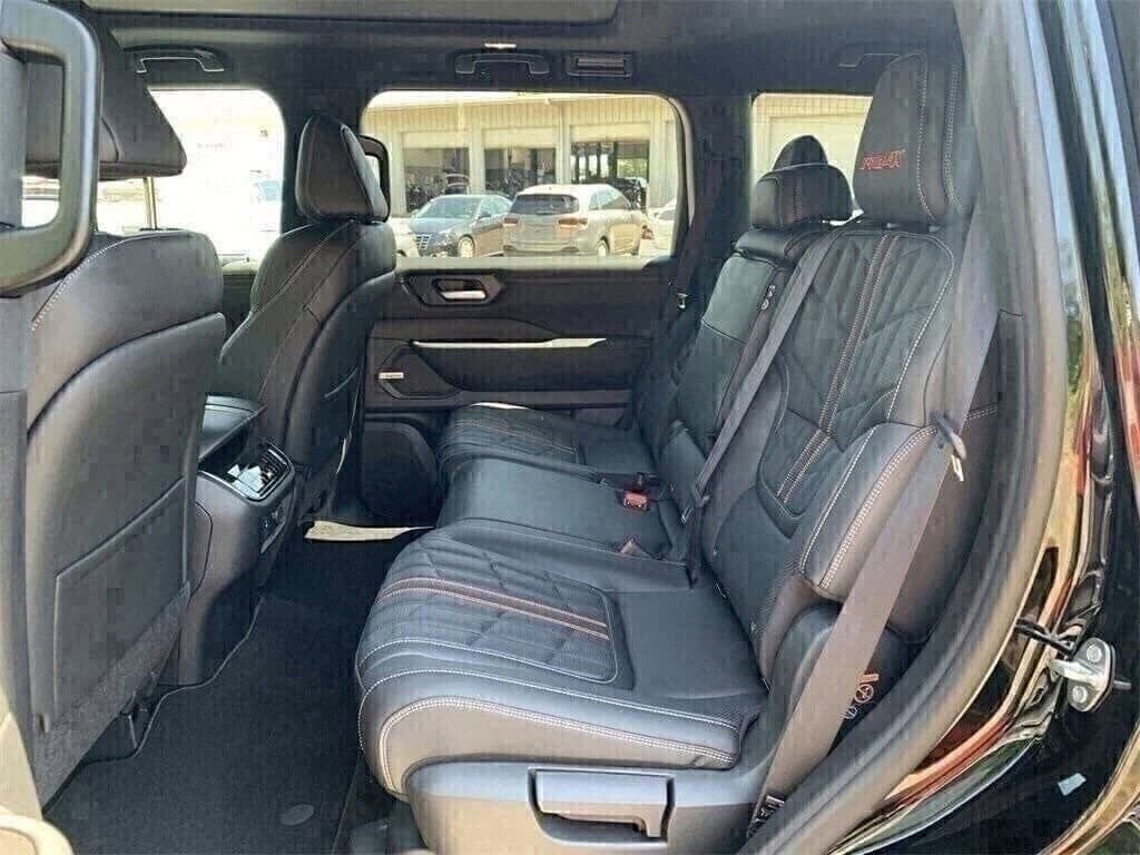 2025 Nissan Armada PRO-4X®