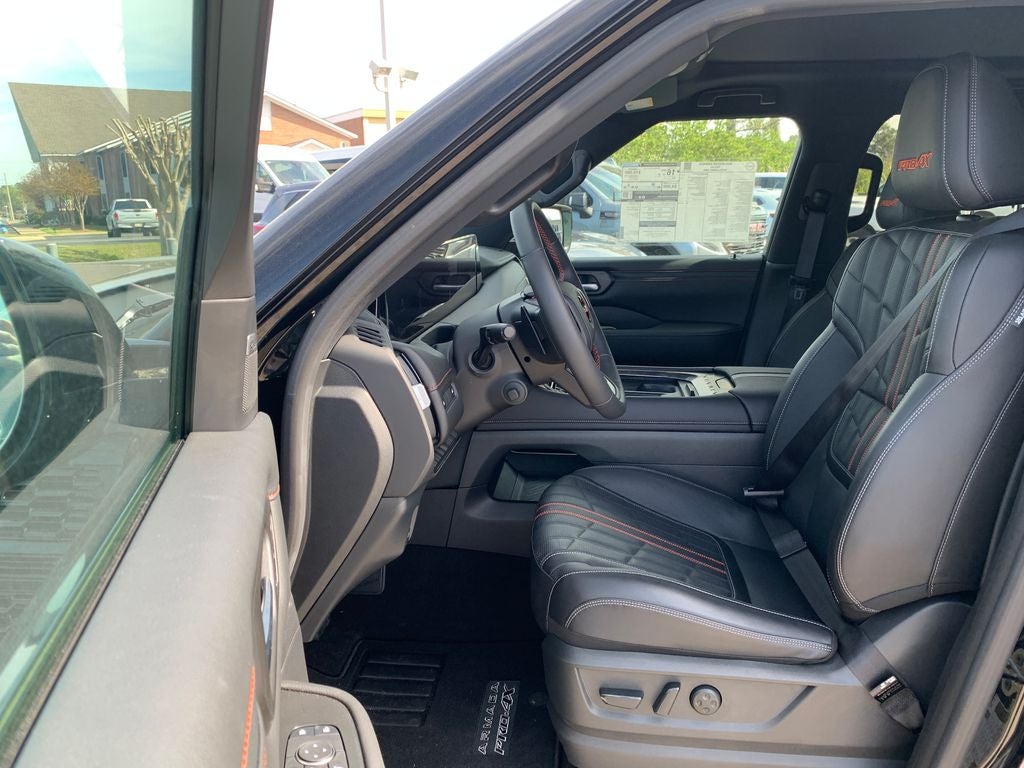 2025 Nissan Armada PRO-4X - Photo 30