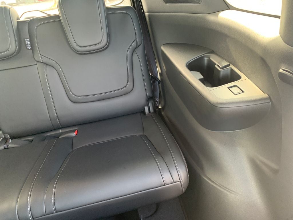 2025 Nissan Armada PRO-4X - Photo 36