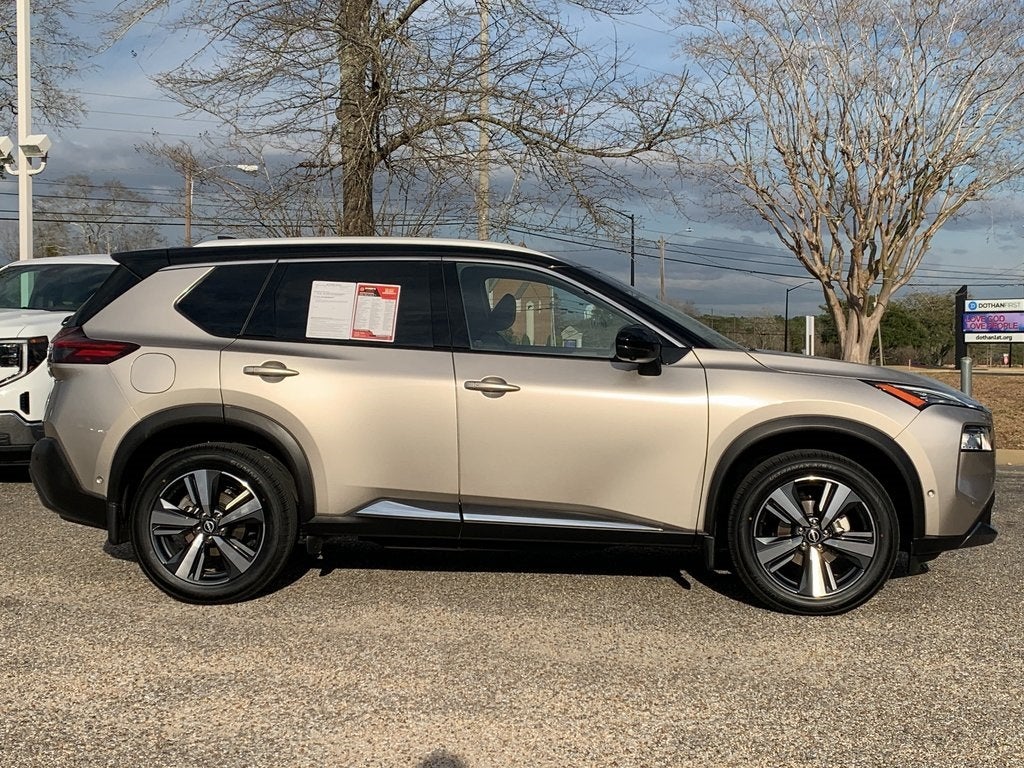 2022 Nissan Rogue SL