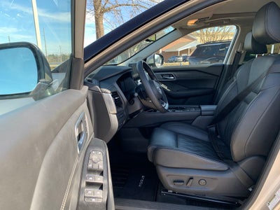 2024 Nissan Rogue Platinum