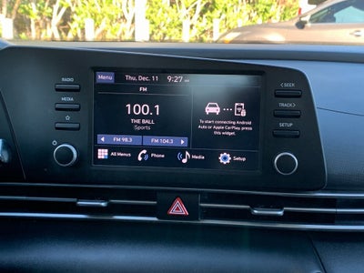 2024 Hyundai Elantra SE