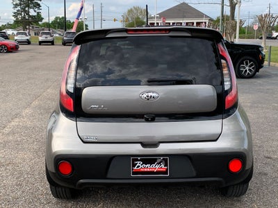 2017 Kia Soul Base