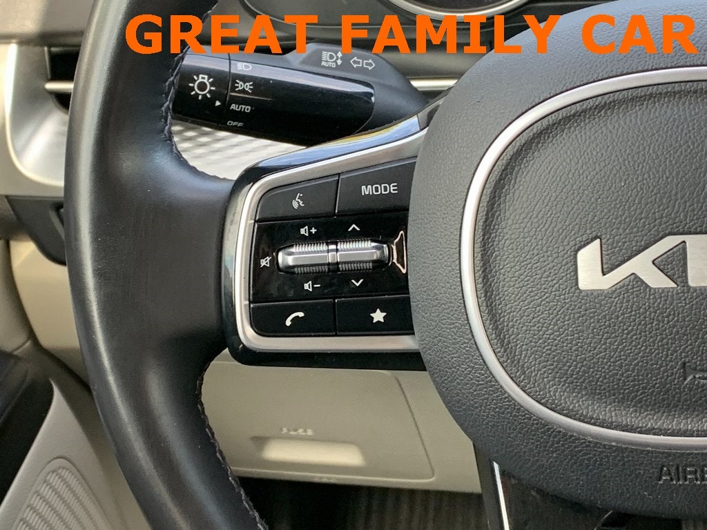 2022 Kia Carnival LXS