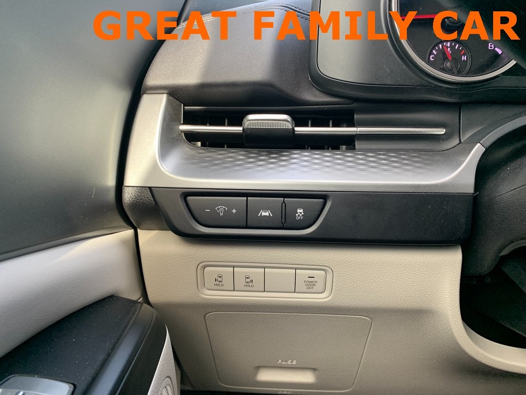 2022 Kia Carnival LXS