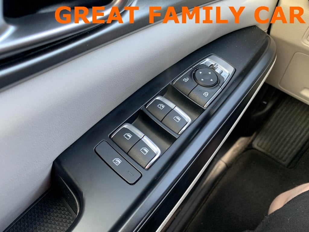 2022 Kia Carnival LXS