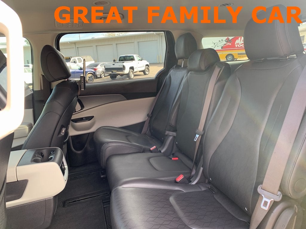 2022 Kia Carnival LXS