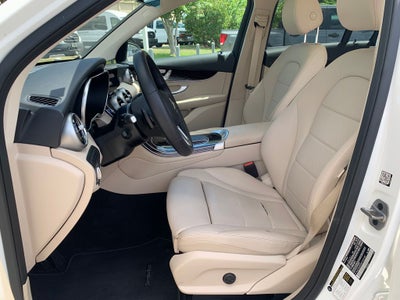 2021 Mercedes-Benz GLC 300 GLC 300